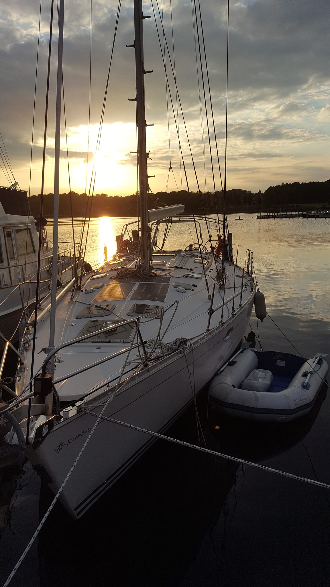 19055024 1381853738564095 4128241613078389594 o